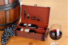 Луксозна кутия за бутилки за вино, с аксесоари, с кафяво кожено покритие 
