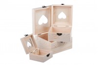 Дървена кутия за съхранение със Сърце прозорец и скоби - комплект от 3 части (S-M-L)