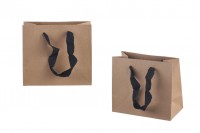 Хартиена крафт торбичка с черни дръжки, с размери  160x80x140