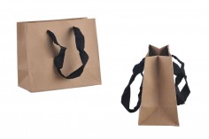 Хартиена крафт торбичка с черни дръжки, с размери  160x80x140