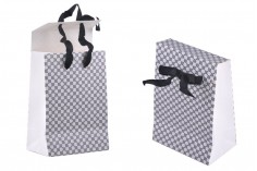 Подаръчна торбичка  със сатенена дръжка панделка , с размериο 105x67x150