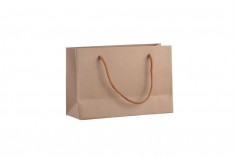Подаръчна крафт торбичка с размери 210x75x140