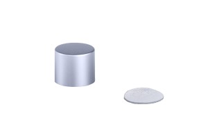 Алуминиеви  UV сребристи, златисти и черни  ΜΑΤ капачки с PP18mm с вътрешен разделител-изображение_група