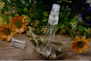 Стъклена бутилка 5 мл със спрей помпа и пластмасова капачка - опаковка 6 бр.-изображение_група