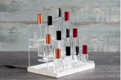 Щанд от плексиглас за бутилки за парфюм (12 места) на бяла или черна основа