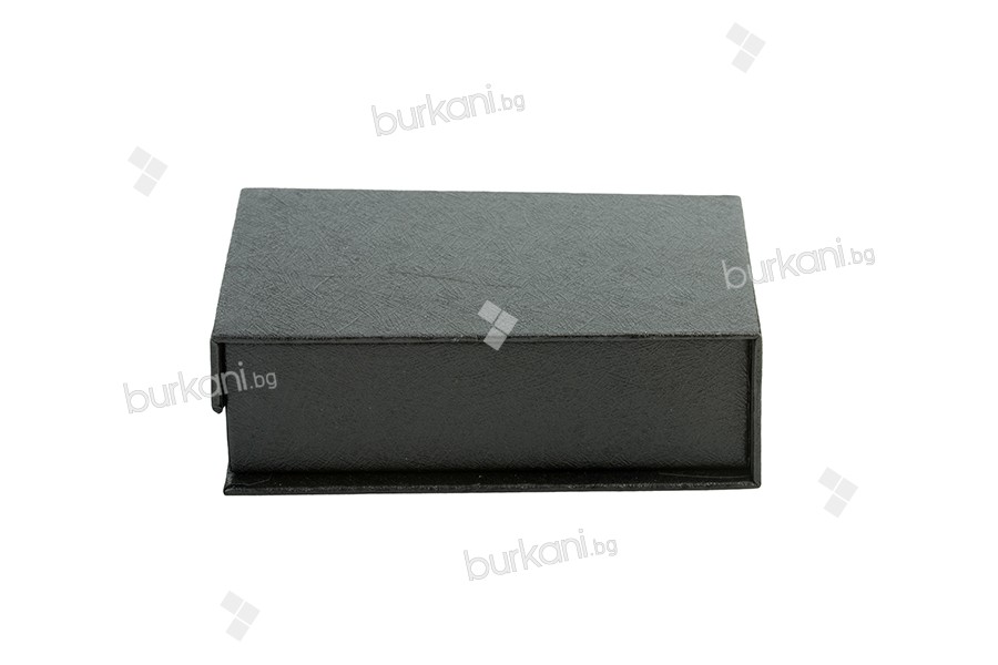 Черна луксозна кутия  с размери 139x89x45 mm за бутилки за парфюм