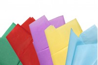 Опаковъчна хартия 50х66 см в различни цветове - 10 бр