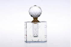 Кристална бутилка 10ml с кристален капак и игла