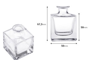Стъклена квадратна бутилка  60 ml с тапа  Φ 15.5-2