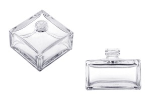 Стъклена квадратна бутилка 70 ml-изображение_продукт