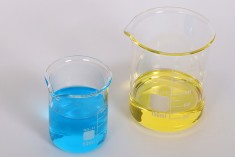 Стъклена цилиндрична разграфена чаша 50 мл 