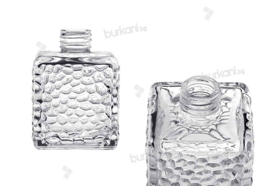 Квадратна стъклена бутилка 200 ml (PP 28) с релефен дизайн за ароматизатор, дифузер