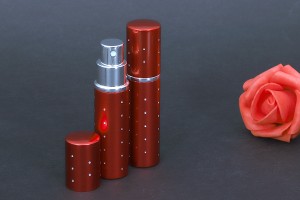 Стъклена бутилка за парфюм 10 мл с външна пластмасова обвивка-изображение_група