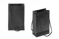 Хартиена подаръчна черна торбичка с размери  110x60x180 mm  - 20 бр. 