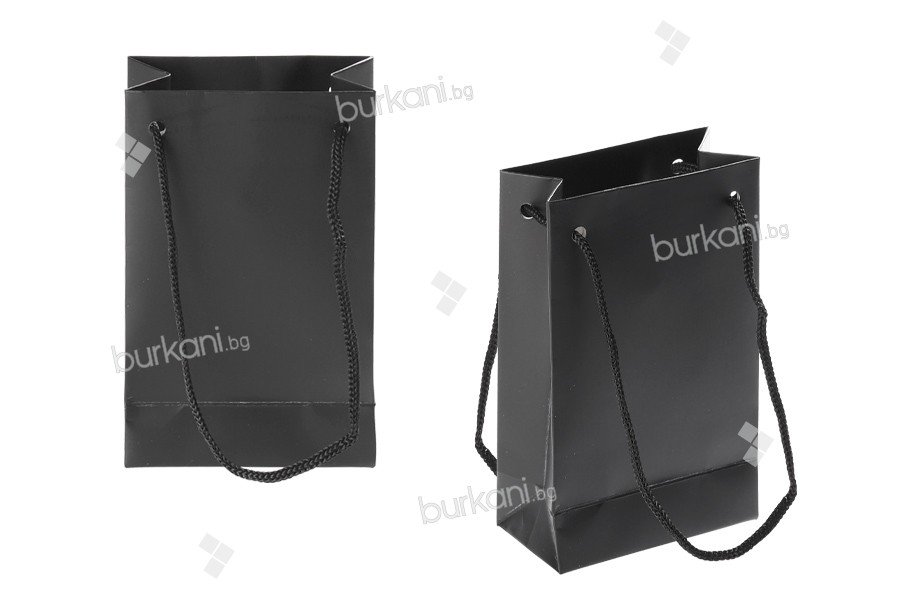 Хартиена подаръчна черна торбичка с размери  110x60x180 mm  - 20 бр. 