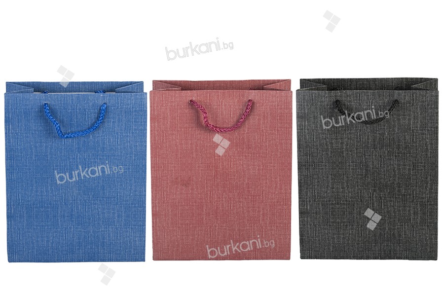 Хартиени торбички с дръжки  160x80x200 mm в различни цветове
