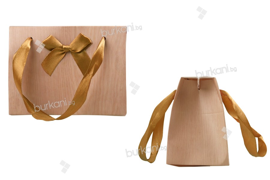 Хартиена подаръчка торбичка с размери 130x70x100 с панделка