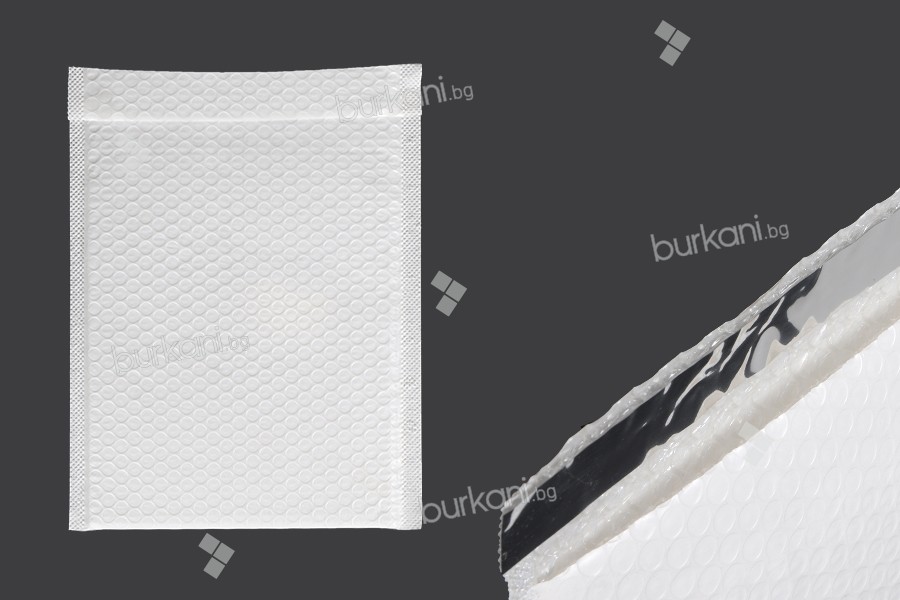 Бели матови пликове с мехурчета 18х26 см - 10 бр.