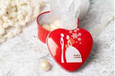 Червена алуминиева сватбена кутия Сърце 