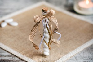 Стъклени епруветки с тапа за бонбониери за сватба или кръщене-изображение_група