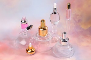 Стъклена бутилка  15 ml с капкомер и капачка с бутон-изображение_група