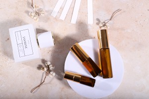 Карамелено стъклено шишенце 10 мл със златиста спрей помпа  - 6 бр./пакет-изображение_група