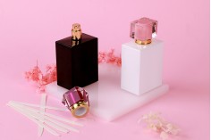 Луксозна стъклена бутилка  за парфюм 100 ml - (15/400)   в правоъгълна форма в бял или черен цвят