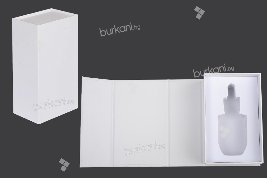 Бяла хартиена кутия с магнитно затваряне 90x140x55 mm (за бутилки от 30 ml код: 1020-70-0)