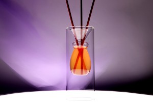 Стъклен двустенен съд 230 мл с размери 80х200 мм от духано стъкло подходящ за ароматизатори-изображение_група