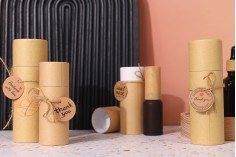Хартиени етикети с надпис "Hand made with love" и връвчица - пакет 100 бр.