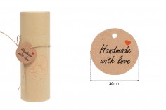 Хартиени етикети с надпис "Hand made with love" и връвчица - пакет 100 бр.