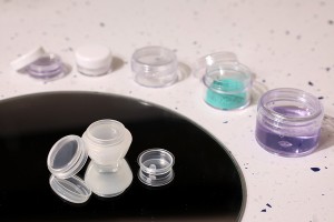 Пластмасово акрилно бурканче за крем 5 ml-изображение_група