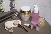 Пластмасова прозрачна бутилка Airless за серуми 5 мл Пластмасова прозрачна бутилка Airless за серуми 5 мл