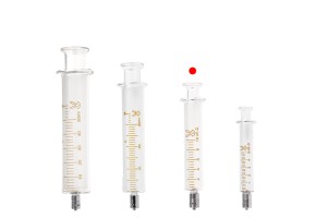 10 ml стъклена спринцовка с метален нос и метална игла-изображение_група