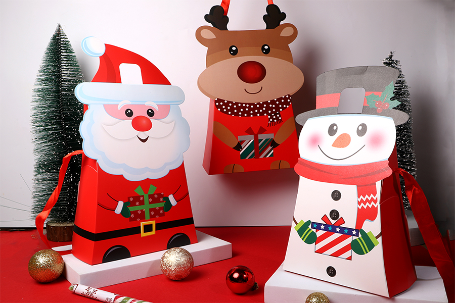 Коледна хартиена подаръчна торбичка 180x80x265 мм с панделка за дръжка - 12 бр.-изображение_група