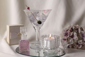 Стъкленица с размери 85.5 х 107 мм, с капачка-изображение_група