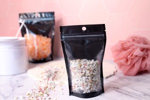 Алуминиева опаковка тип ДОЙ-ПАК 90x30x140 mm , черна отзад,  прозрачна предна част с "цип" затваряне 100 бр./пакет-изображение_група
