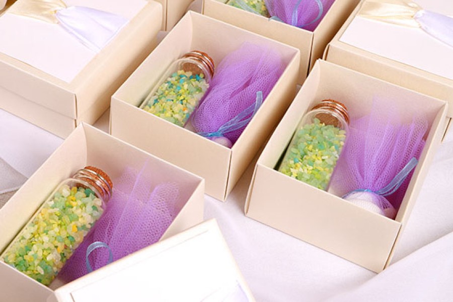 Тюл нарязан на парчета с размери  50x45 cm за сватбени бонбониери -100 бр. на пакет-изображение_размери