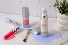 Опаковка Airless 30 ml за крем в 2 различни цвята 
