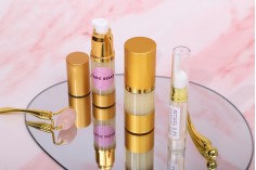Опаковка Airless 30 ml за крем в 2 различни цвята 
