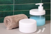 Пластмасова капачка с помпа за крем за буркани Пластмасова капачка с помпа за крем за буркани