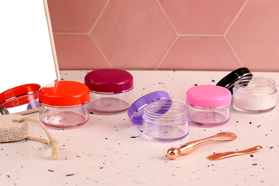 Пластмасво бурканче за крем 30 мл с цветни капачки, в опаковка от 12 броя-изображение_група