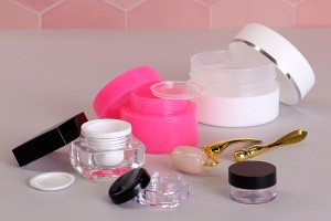 Шпатула за крем -пластмаса (ABS) 78 мм с объл край в златен или сребрист цвят - 24 бр.-изображение_група