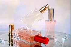 Стъклена бутилка за парфюм 30 ml 7/30 (18/415)