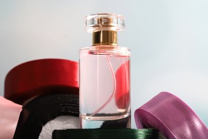 Стъклена кръгла бутилка за парфюм 50 мл с Крим 15мм гърло-изображение_група