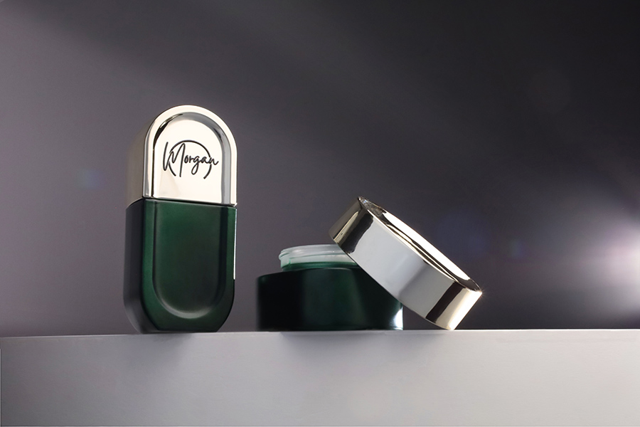 Стъклен буркан 50 мл в матово зелен цвят със златиста капачка с пластмасов уплътнител и с вътрешна пластмасова вложка  -изображение_група