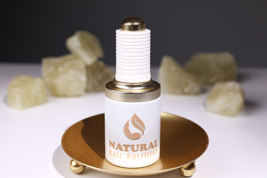 Стъклена бяла бутилка 30 мл с капкомер с бутон и цедка -изображение_група