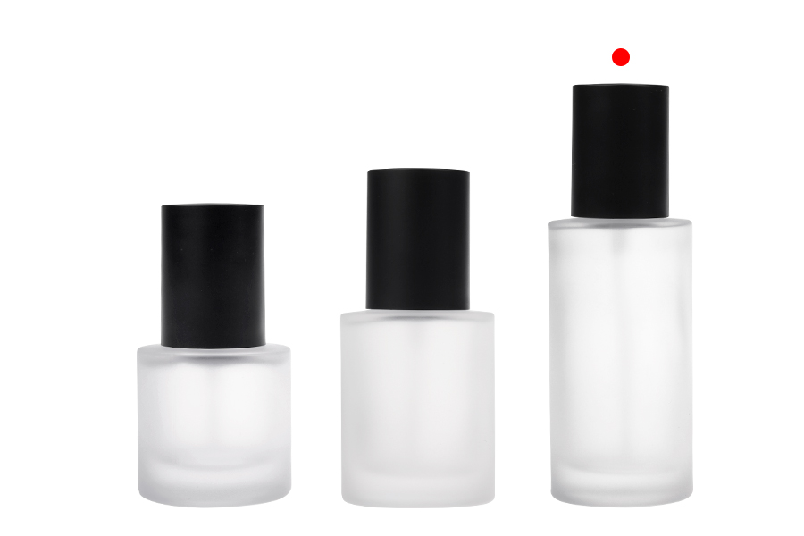 Стъклена матова 100 мл бутилка с черн помпа за крем и черна матова капачка-изображение_група