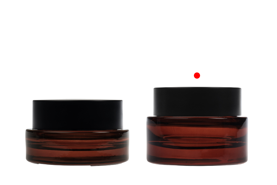 Стъклен буркан 50 мл с черна матова капачка пластмасово уплътнение и вътрешна пластмасова вложка-изображение_група