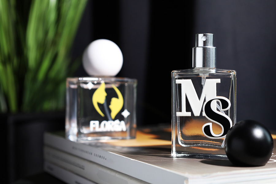 Комплект - алуминиев спрей и бяла сферична капачка (малка) за бутилки с гърловина 15/400-изображение_група